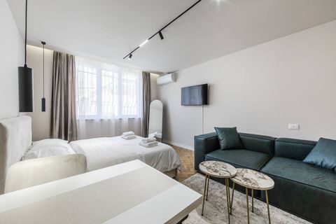 Bedroom with a double bed