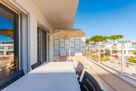 Outdoor dining area and sun-loungers