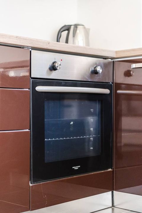 Fully-equipped kitchen details