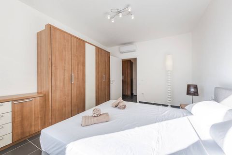 Bedroom with a double bed