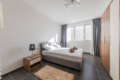 Bedroom with a double bed