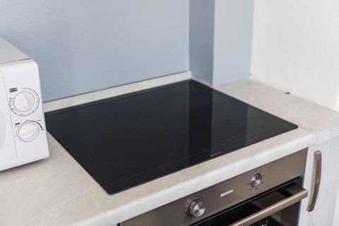 Fully-equipped kitchen details