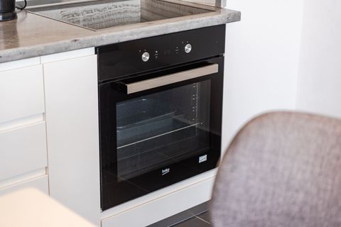 Fully-equipped kitchen details