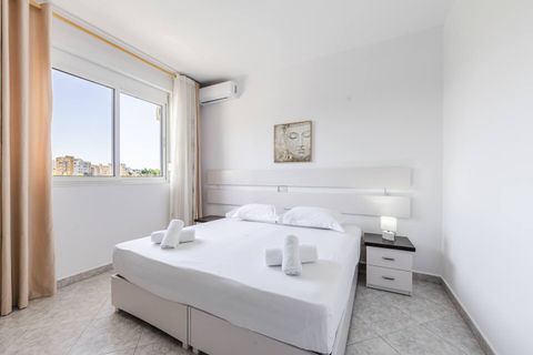 Bedroom with a double bed