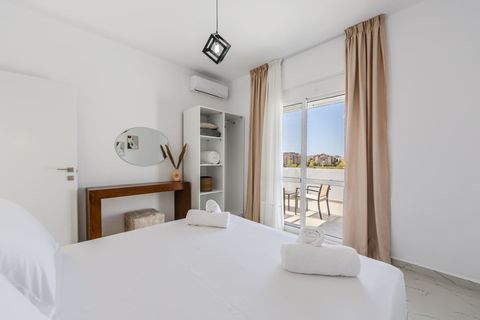 Bedroom with a double bed