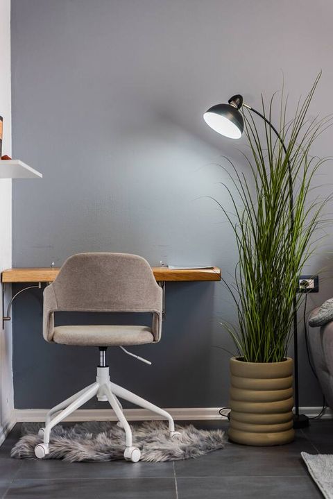 Living room details - work space