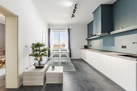 Dining area and fully-equipped kitchen