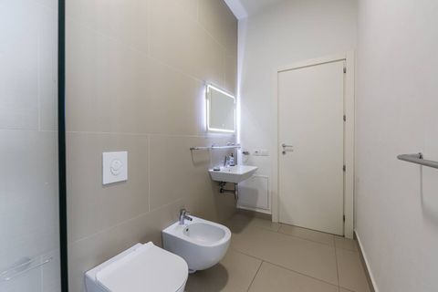 Bathroom 1 (ground floor)