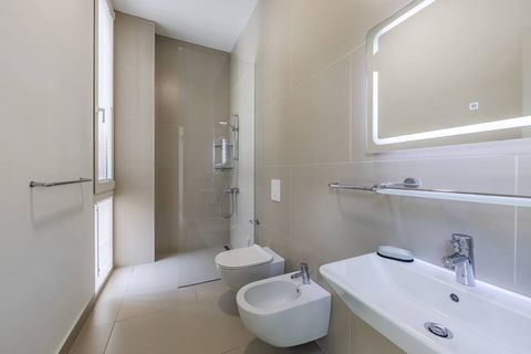 Bathroom 1 (ground floor)