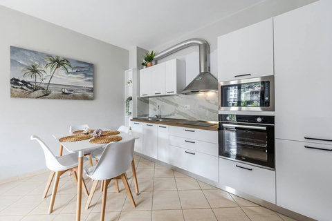 Fully-equipped kitchen