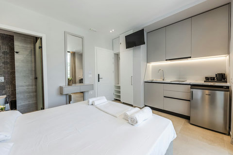 Bedroom with a double bed