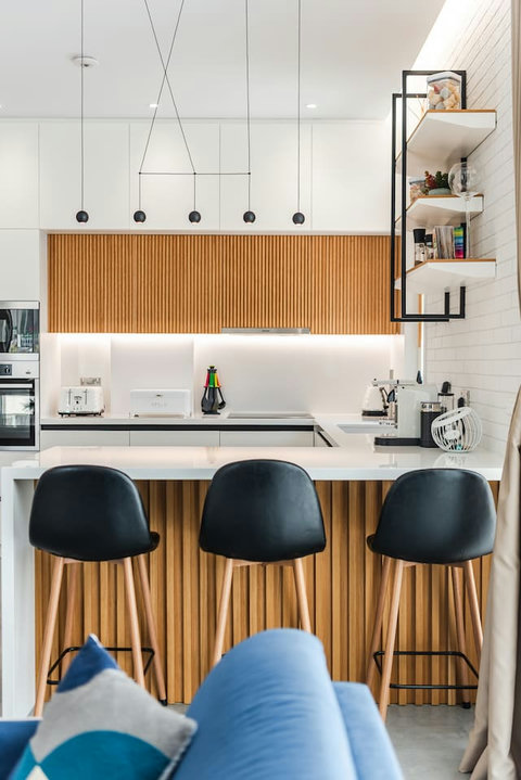 Fully-equipped kitchen