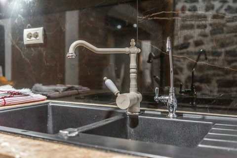 Fully-equipped kitchen details