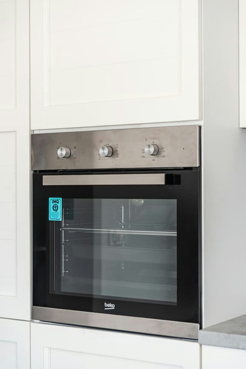 Fully-equipped kitchen details