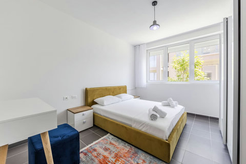 Bedroom with a double bed