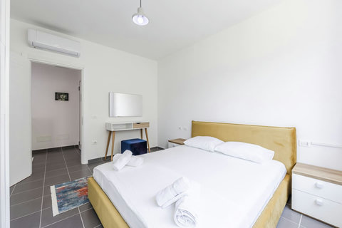 Bedroom with a double bed