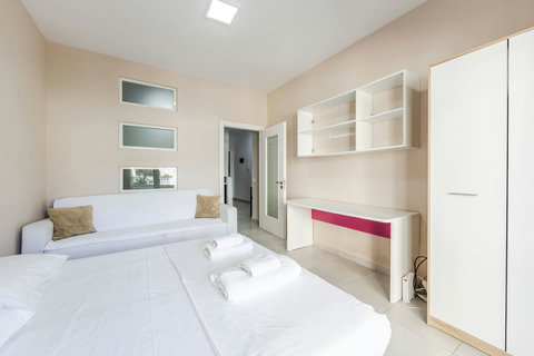 Bedroom with a double bed