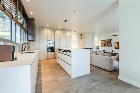 Fully-equipped kitchen