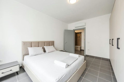 Bedroom with a double bed