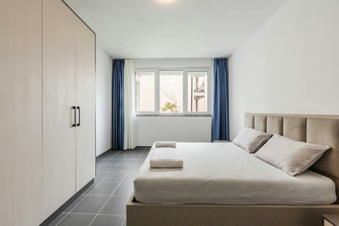 Bedroom with a double bed