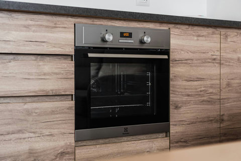 Fully-equipped kitchen details