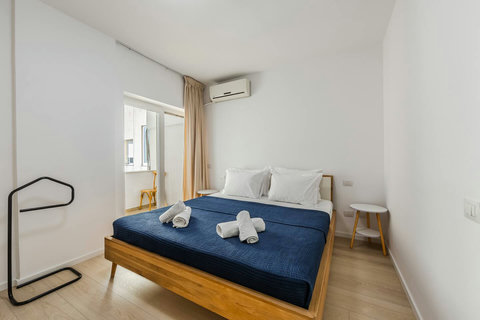 Bedroom with a double bed