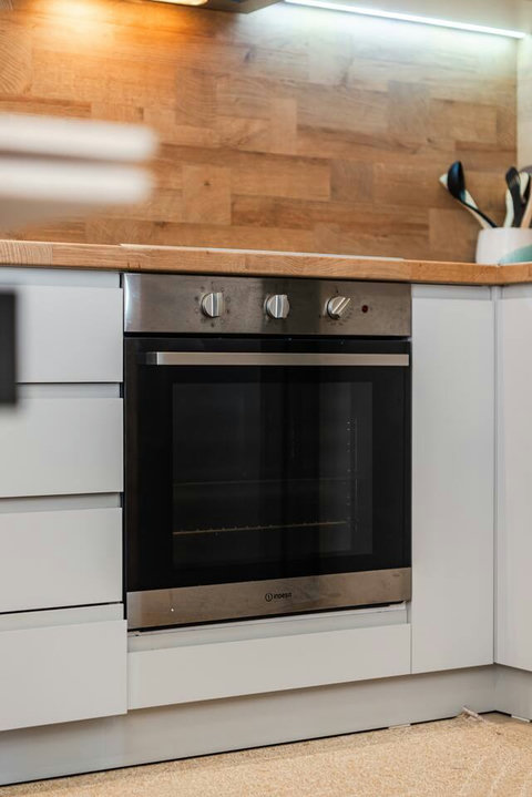 Fully-equipped kitchen details