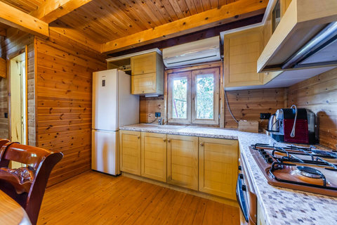 Fully-equipped kitchen