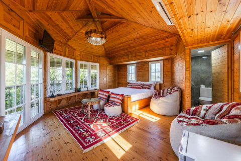 Bedroom with a double bed