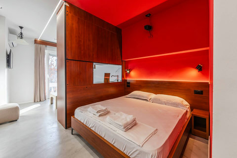 Bedroom with a double bed