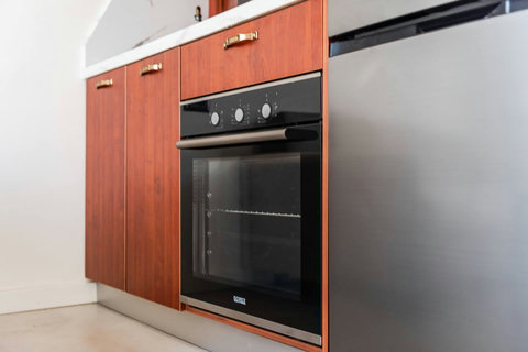 Fully-equipped kitchen details