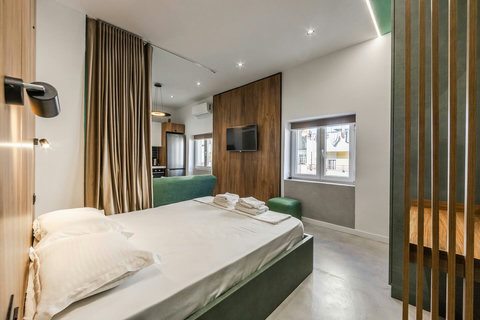 Bedroom with a double bed