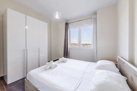 Bedroom with a double bed