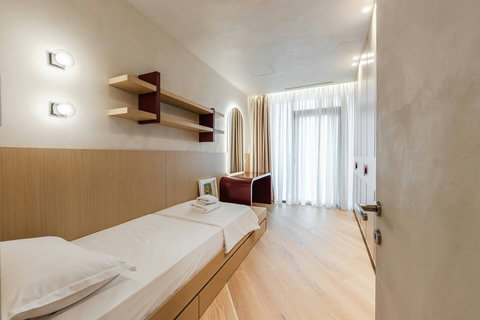 Bedroom 2 with a single bed