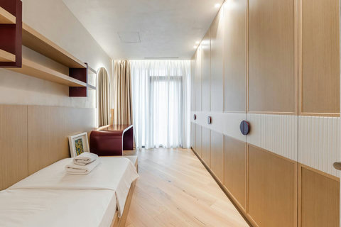 Bedroom 2 with a single bed