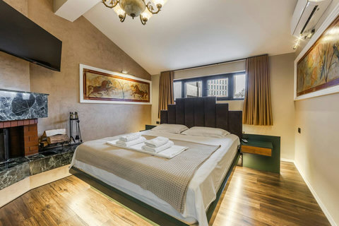 Bedroom located in the first floor with a double bed