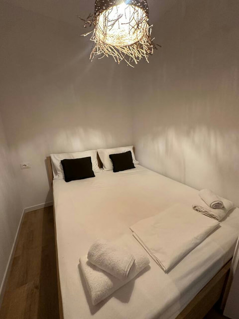 Bedroom with a double bed