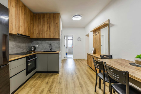Fully-equipped kitchen and dining area