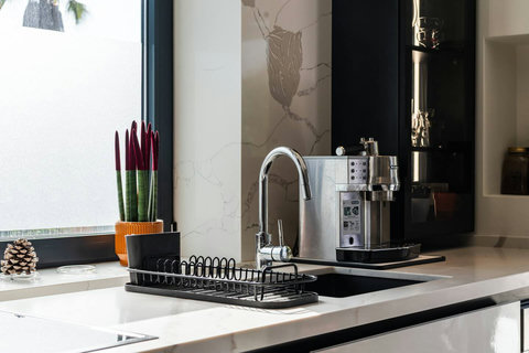 Fully-equipped kitchen details