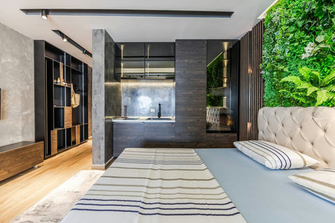 Bedroom with a double bed