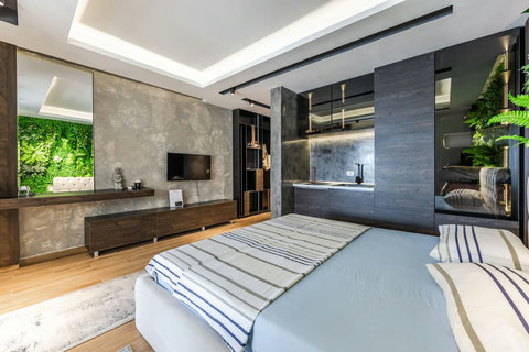 Bedroom with a double bed