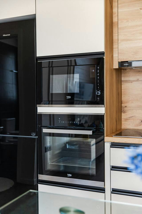 Fully-equipped kitchen details