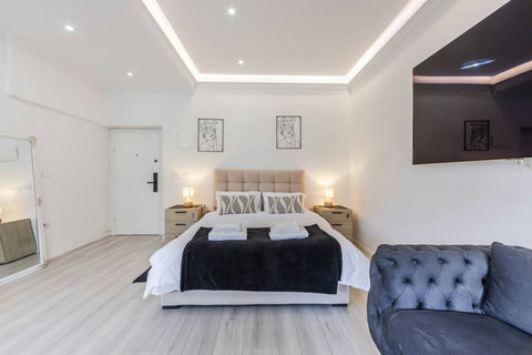 Bedroom area with a double bed