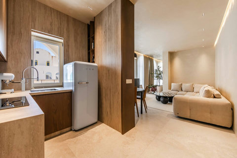 Fully-equipped kitchen