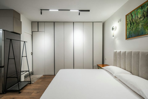 Bedroom with a double bed