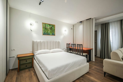 Bedroom with a double bed