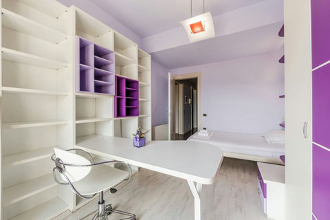 Bedroom 2 with a single bed (located on the first floor)