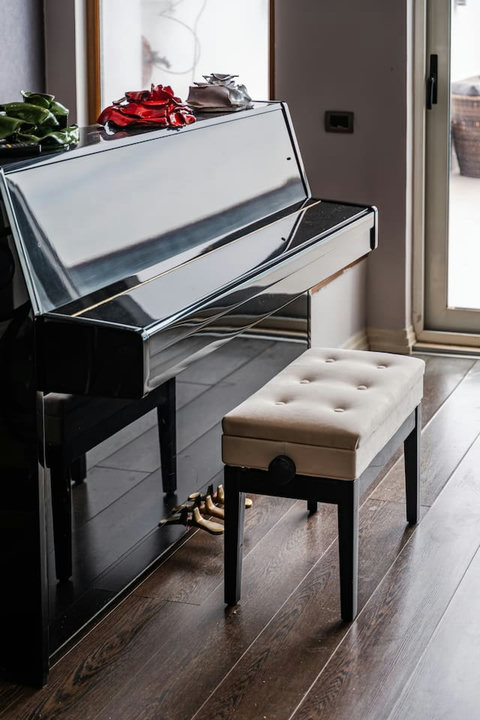 Living room 1 details