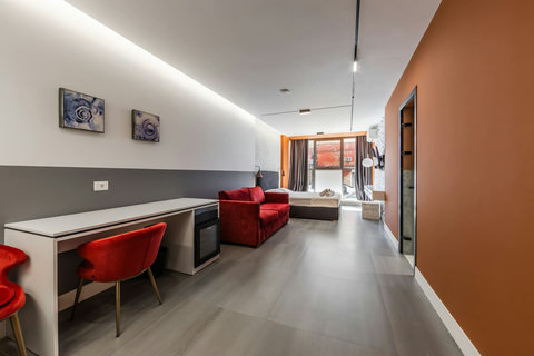 Bedroom with a double bed