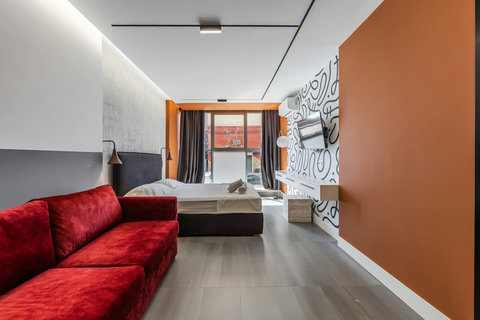 Bedroom with a double bed